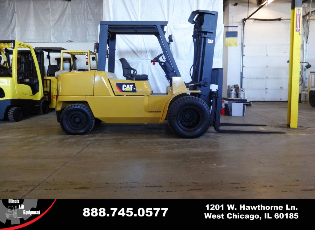 2002 Caterpillar DP50K Forklift on Sale in Connecticut