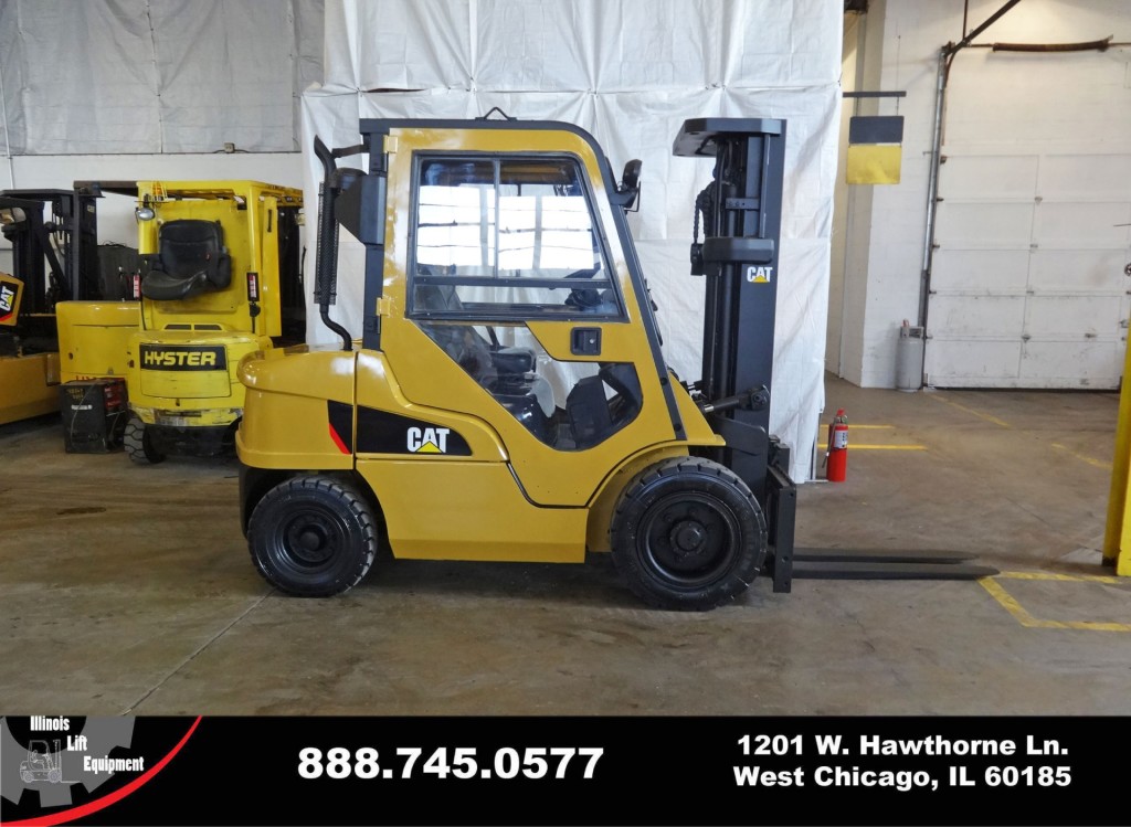 2007 Caterpillar P6000 Forklift on Sale in Connecticut