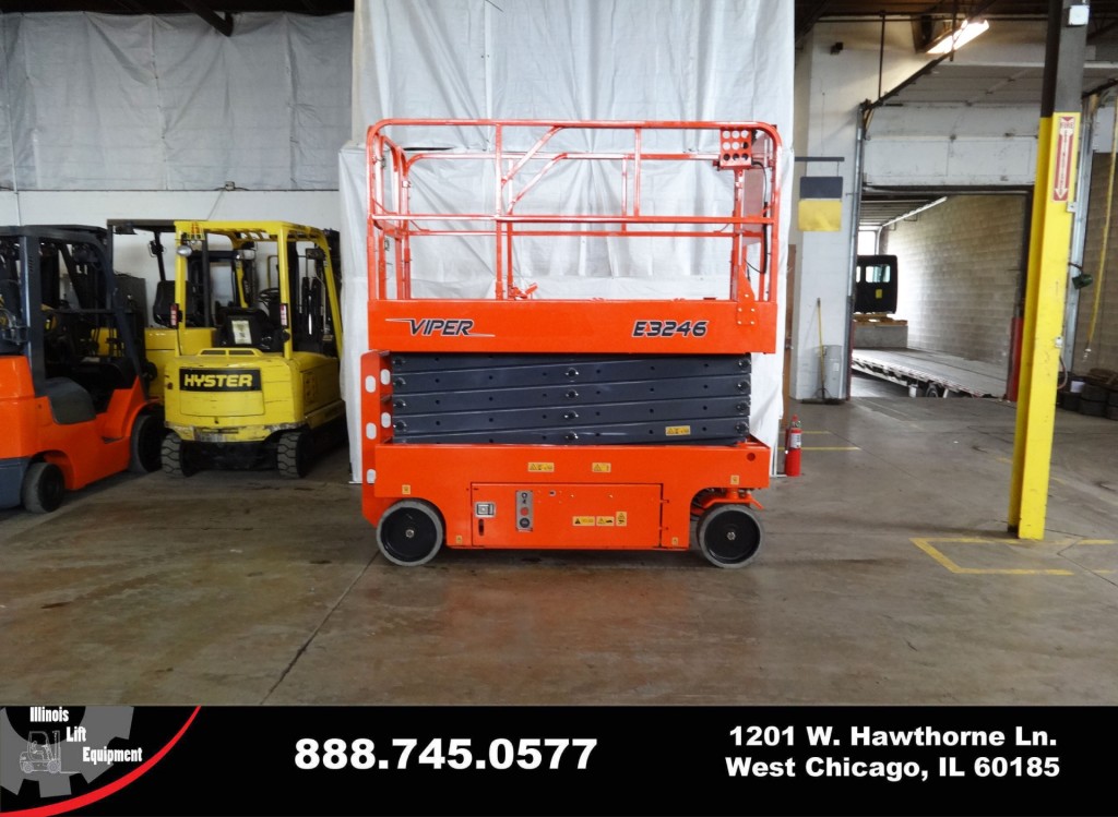 2015 Viper E3246 Scissor Lift on Sale in Connecticut