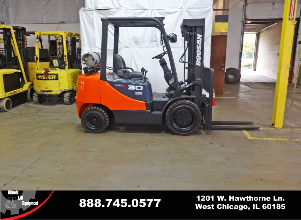 2009 Doosan G30E-5 Forklift on Sale in Connecticut