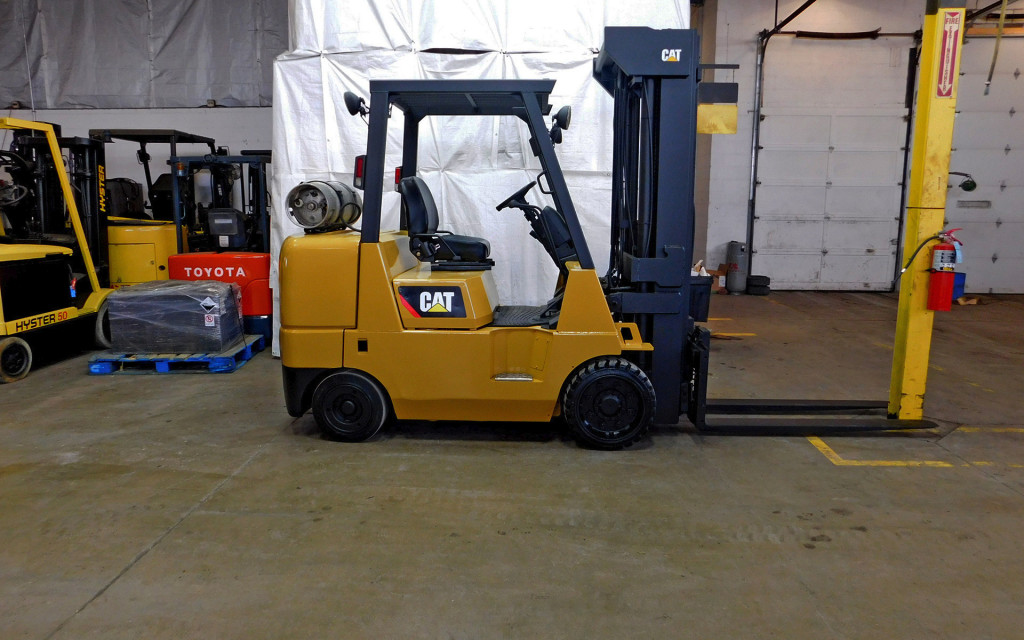 2007 Caterpillar GC40K Forklift on Sale in Connecticut