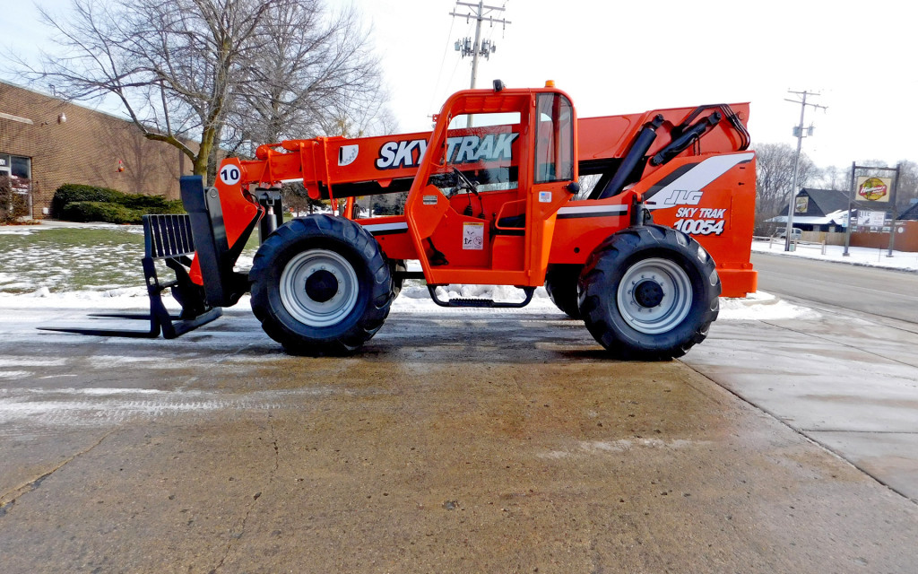  2006 SkyTrak 10054 Telehandler on Sale in Connecticut