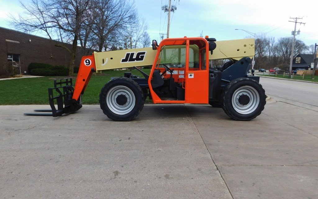  2010 JLG G9-43A Telehandler on Sale in Connecticut