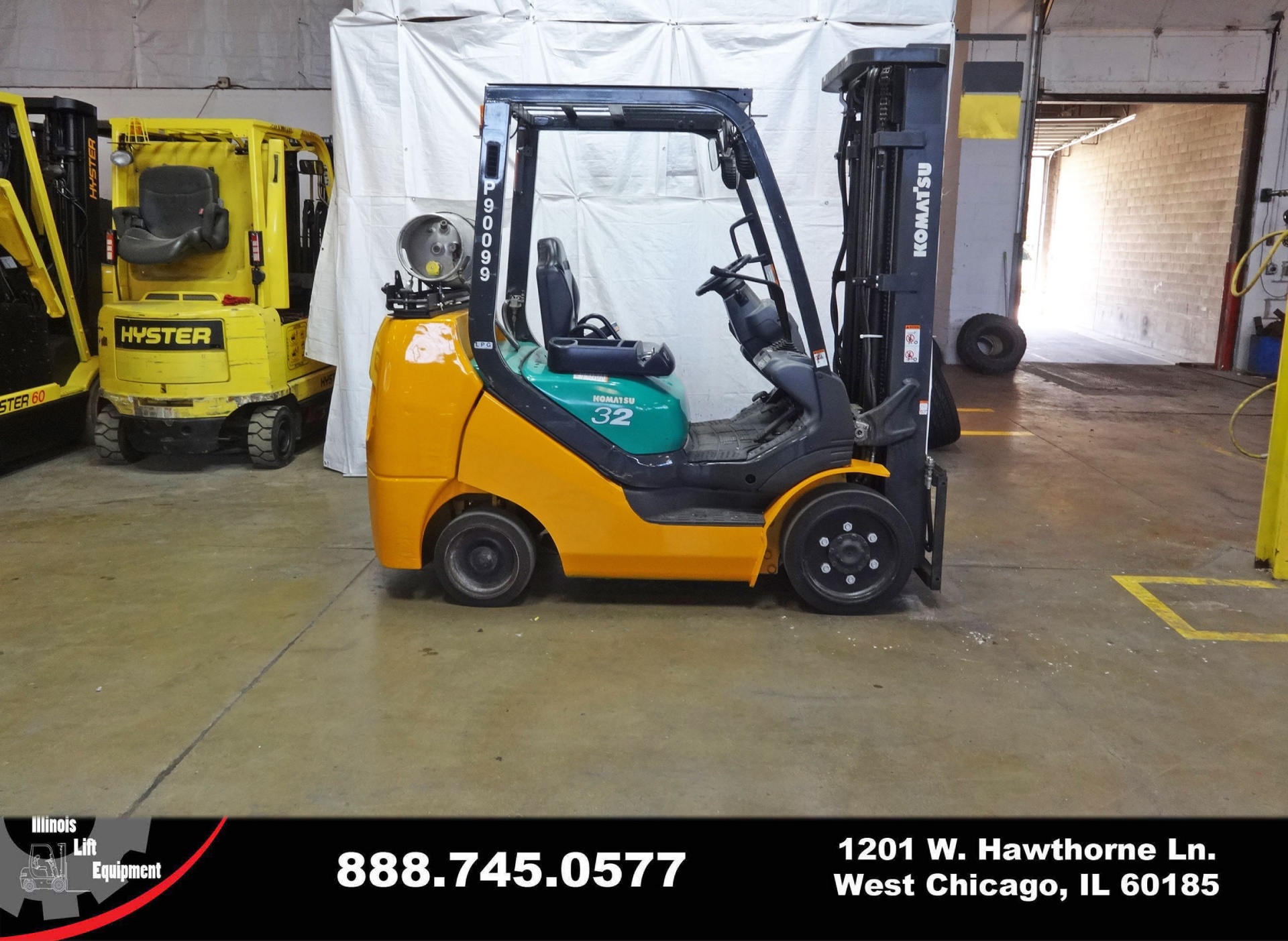 2010 Komatsu FG32SHT-16 Forklift on Sale in Connecticut