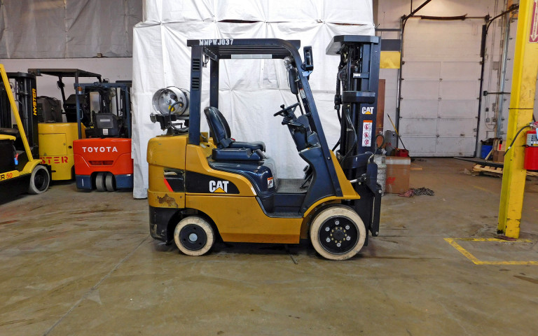 2012 Caterpillar 2C6000 Forklift on Sale in Connecticut