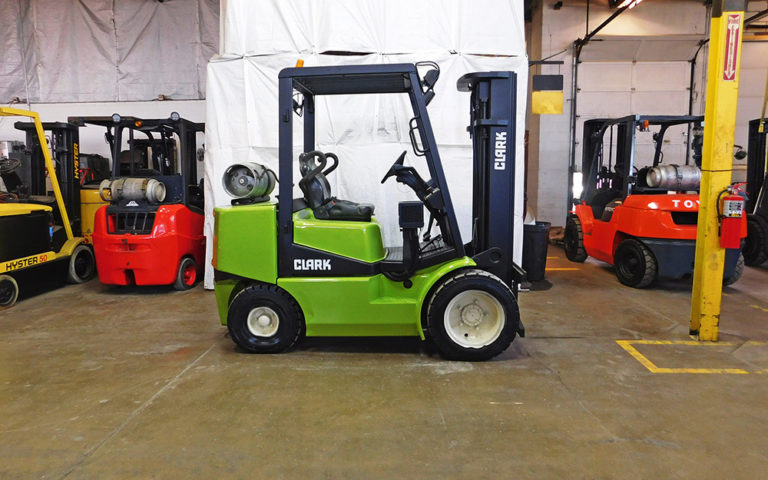 2000 Clark CGP30 Forklift on Sale in Connecticut